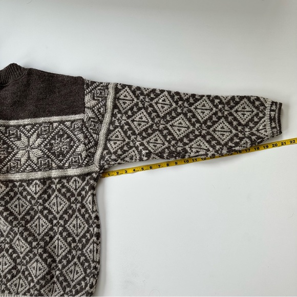 Vintage Quarter Button Henley Sweater 100% Wool, size Large - Picture 5 of 5